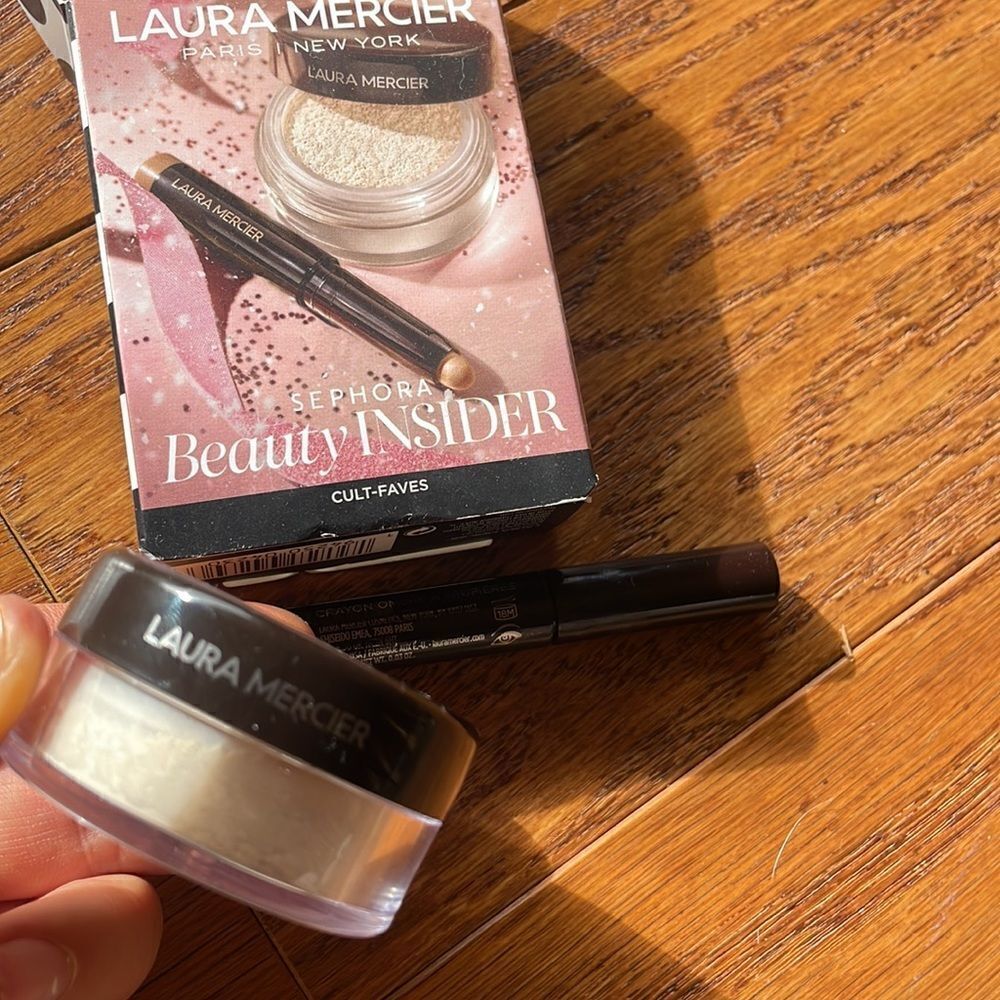 Laura Mercier bundle
